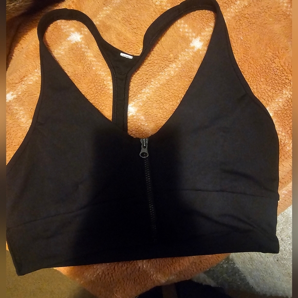 Lululemon Zip-up bra - Picture 3 of 3